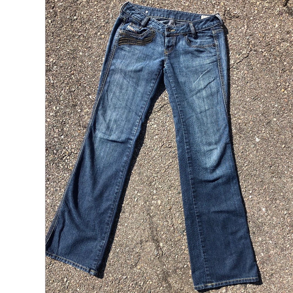 Diesel Low waist Ryoth Jean with Leather appliqué